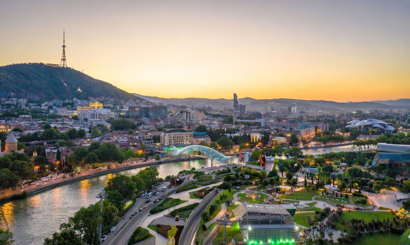 Панорама Тбилиси